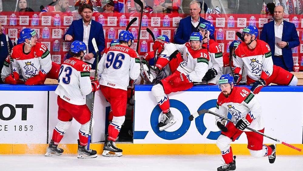 Proti Kazachstánu změní Češi sestavu, zraněný Chlapík netrénuje